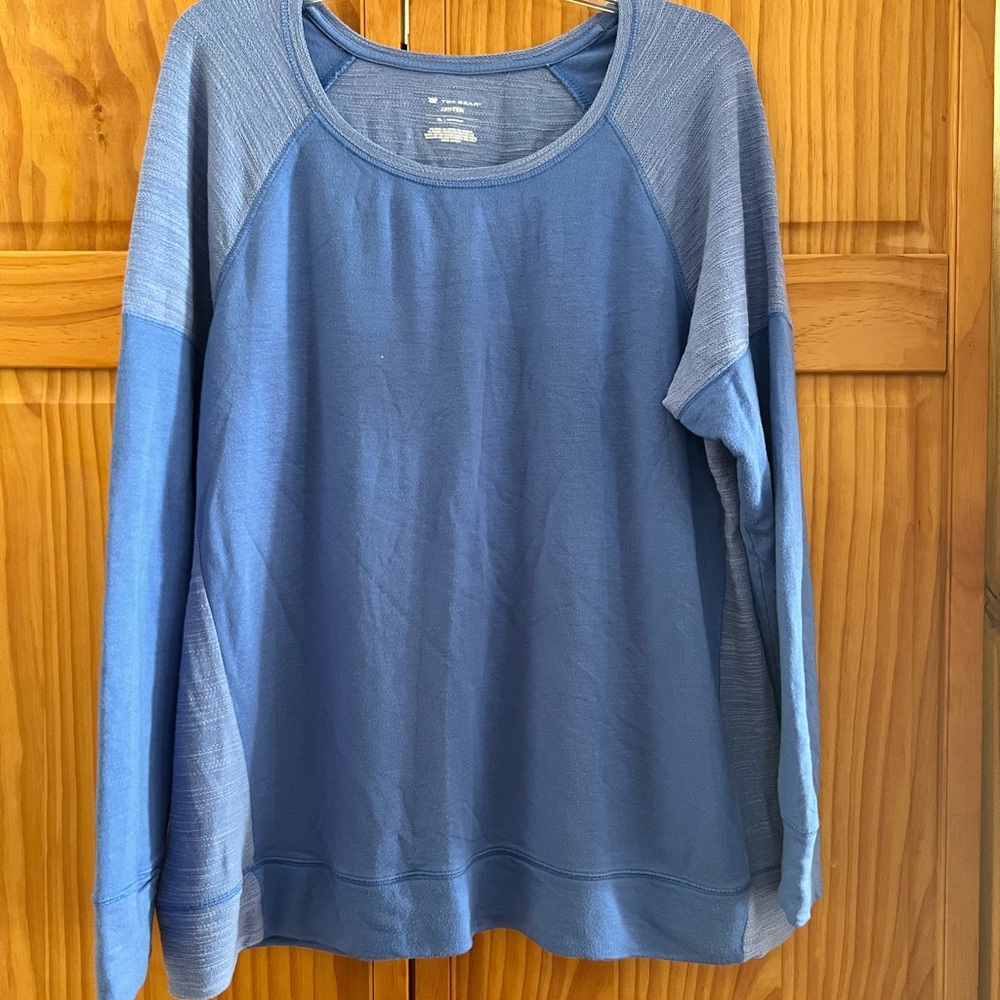 tek gear Blue Lightweight Long-Sleeve Pullover